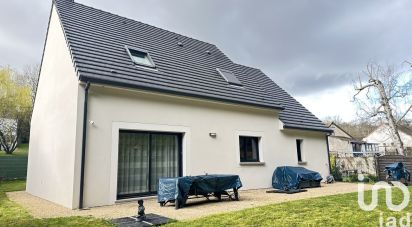 Maison traditionnelle 4 pièces de 122 m² à Saint-Pierre-lès-Nemours (77140)