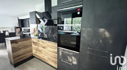 Maison traditionnelle 4 pièces de 122 m² à Saint-Pierre-lès-Nemours (77140)