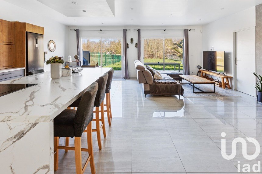 Maison 4 pièces de 115 m² à Héric (44810)