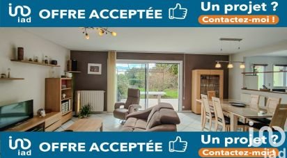 Maison traditionnelle 7 pièces de 153 m² à Mortagne-sur-Sèvre (85290)