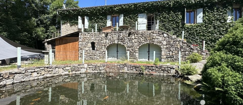Moulin 6 pièces de 202 m² à La Souche (07380)