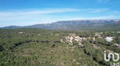 Terrain de 94 600 m² à Le Castellet (83330)