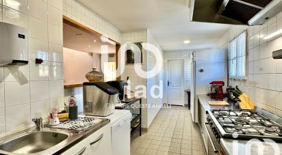 Maison 8 pièces de 258 m² à Carqueiranne (83320)