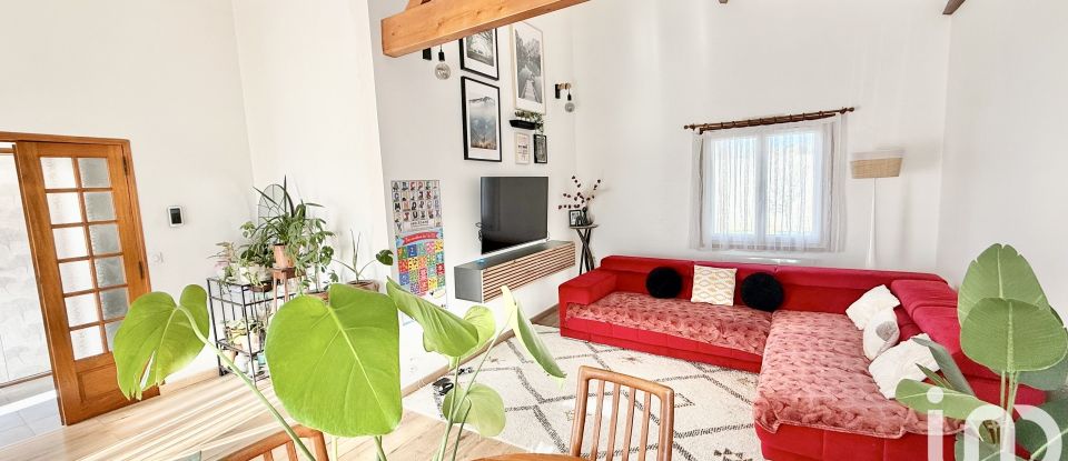 House 5 rooms of 122 m² in Saint-André-de-Cubzac (33240)