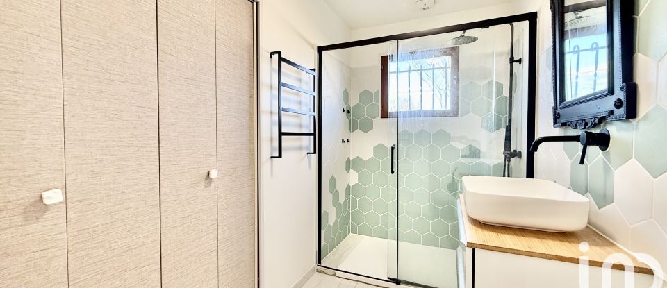 House 5 rooms of 122 m² in Saint-André-de-Cubzac (33240)