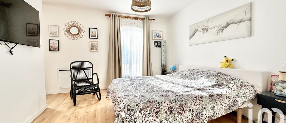 House 5 rooms of 122 m² in Saint-André-de-Cubzac (33240)