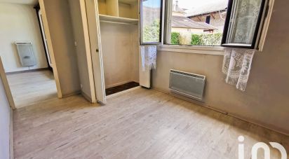 Apartment 3 rooms of 57 m² in Vizille (38220)