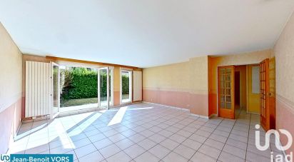 Apartment 3 rooms of 82 m² in Morangis (91420)