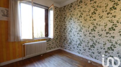 Traditional house 4 rooms of 73 m² in Verrières-le-Buisson (91370)