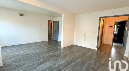 Apartment 5 rooms of 87 m² in Chilly-Mazarin (91380)