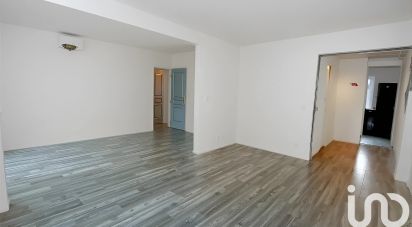 Apartment 5 rooms of 87 m² in Chilly-Mazarin (91380)