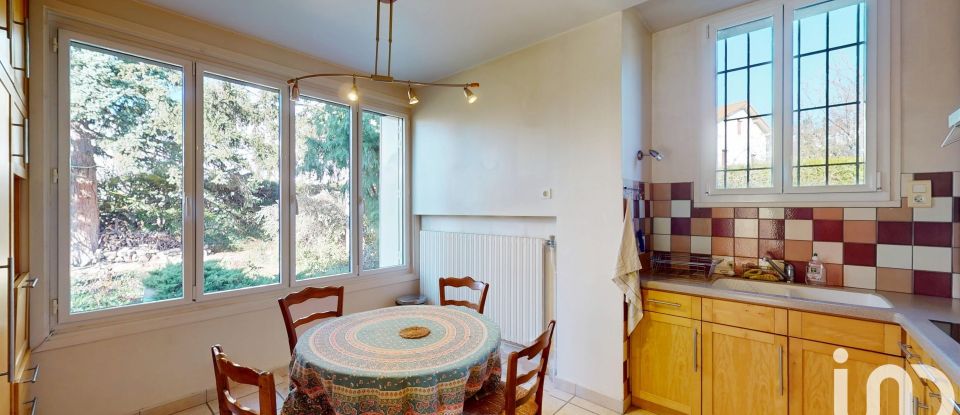 Architectural house 8 rooms of 188 m² in Clermont-Ferrand (63100)