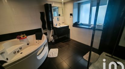 House 3 rooms of 109 m² in Lautenbach (68610)