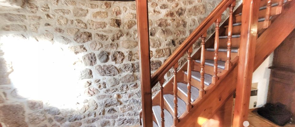 Maison de village 4 pièces de 90 m² à Dornas (07160)