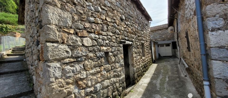 Maison de village 4 pièces de 90 m² à Dornas (07160)