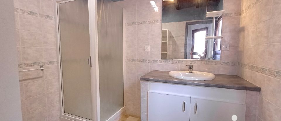 Maison 3 pièces de 57 m² à Pont-de-Labeaume (07380)