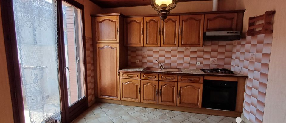 Maison 3 pièces de 57 m² à Pont-de-Labeaume (07380)