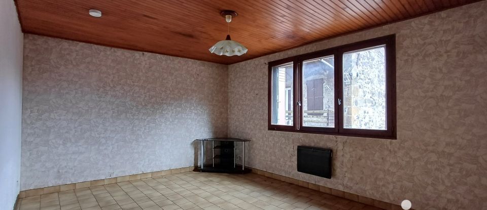 Maison 3 pièces de 57 m² à Pont-de-Labeaume (07380)