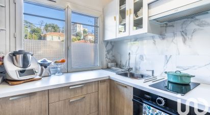 Apartment 2 rooms of 39 m² in Nice (06100)