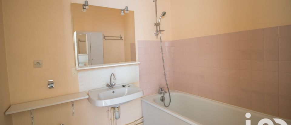 Apartment 3 rooms of 64 m² in Rennes (35700)