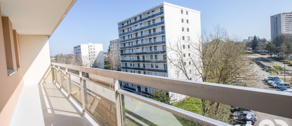 Apartment 3 rooms of 64 m² in Rennes (35700)