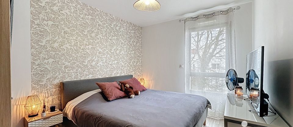 Apartment 3 rooms of 71 m² in Rennes (35000)
