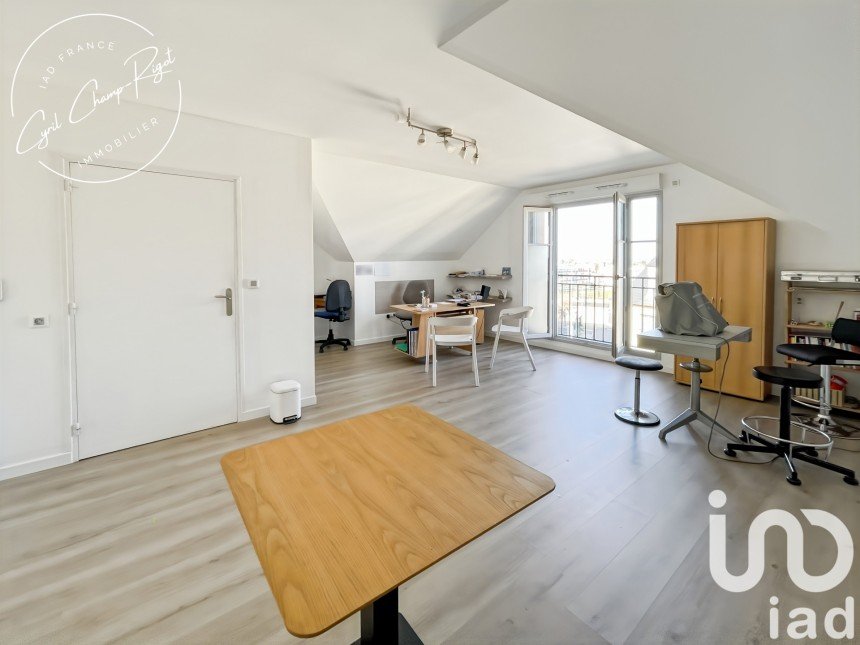 Studio 1 room of 40 m² in Domont (95330)