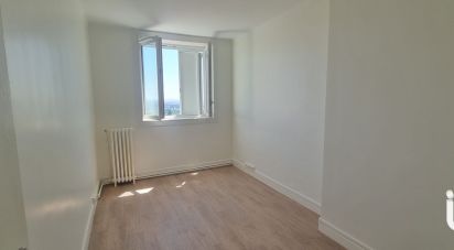 Appartement 5 pièces de 90 m² à Villiers-le-Bel (95400)