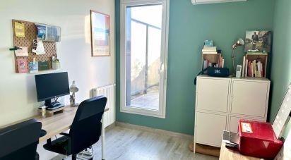 Apartment 4 rooms of 95 m² in Villenave-d'Ornon (33140)