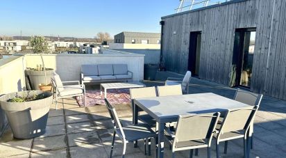 Apartment 4 rooms of 95 m² in Villenave-d'Ornon (33140)