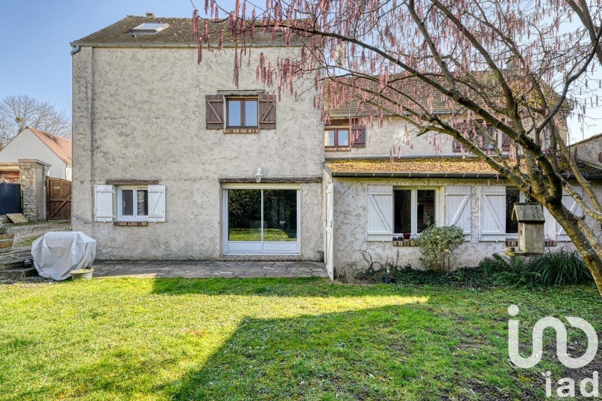 House 5 rooms of 140 m² in Guitrancourt (78440)