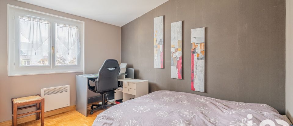 House 4 rooms of 81 m² in Sassenage (38360)