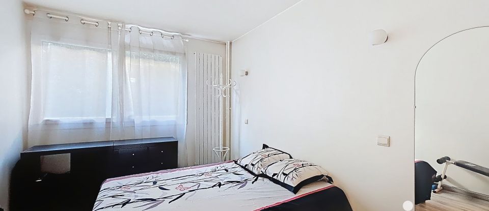 Apartment 3 rooms of 74 m² in Saint-Maurice (94410)