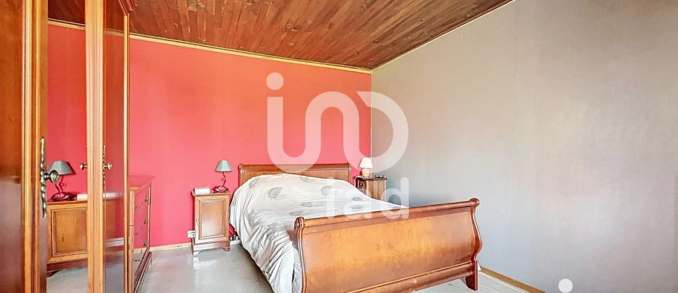 Longere 6 rooms of 110 m² in Avroult (62560)