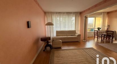 Apartment 4 rooms of 81 m² in Évry (91000)