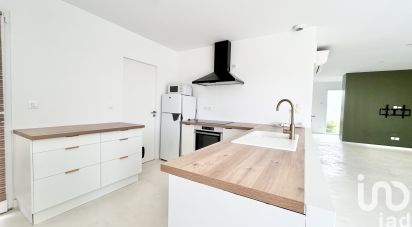 Traditional house 5 rooms of 112 m² in Vérac (33240)