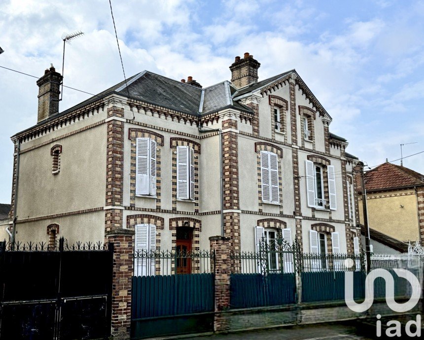 Maison 7 pièces de 126 m² à Sens (89100)