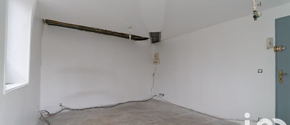 Apartment 1 room of 18 m² in Corbeil-Essonnes (91100)