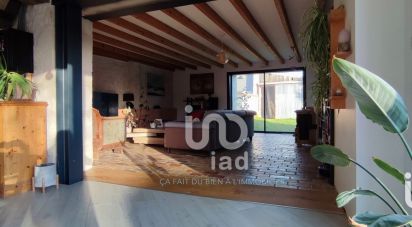 House 5 rooms of 136 m² in Fontenay-le-Comte (85200)