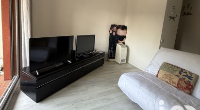 Studio 1 room of 24 m² in Mandelieu-la-Napoule (06210)