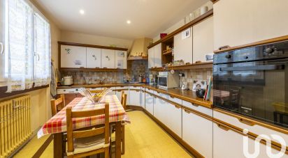 House 5 rooms of 90 m² in Thiais (94320)