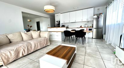 Appartement 4 pièces de 100 m² à Andrézieux-Bouthéon (42160)