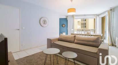 Appartement 3 pièces de 69 m² à Marseille (13003)