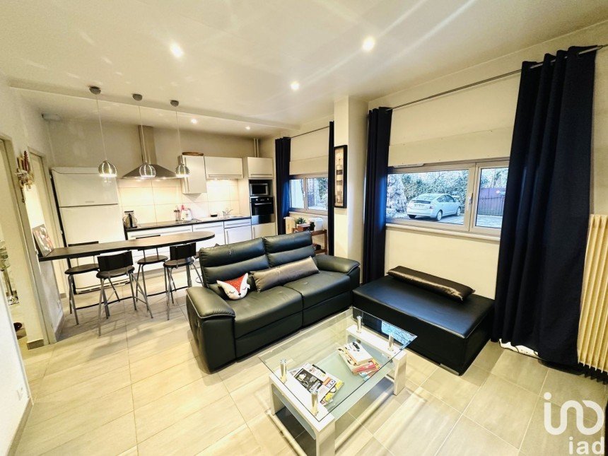 Apartment 2 rooms of 51 m² in Mulhouse (68100)
