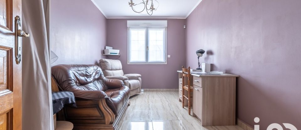 House 5 rooms of 140 m² in Vitry-sur-Orne (57185)