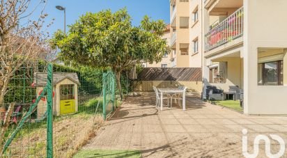 Apartment 3 rooms of 64 m² in Le Pont-de-Claix (38800)