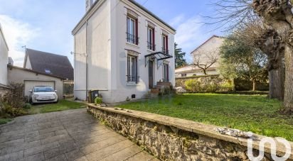 Traditional house 5 rooms of 95 m² in Vitry-sur-Seine (94400)