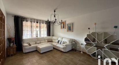 House 8 rooms of 237 m² in Roissy-en-Brie (77680)