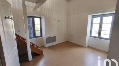 Maison 2 pièces de 53 m² à Pamproux (79800)