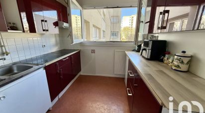 Apartment 4 rooms of 84 m² in Montigny-le-Bretonneux (78180)